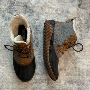 Sorel Out ‘N About Plus booties women’s 7.5